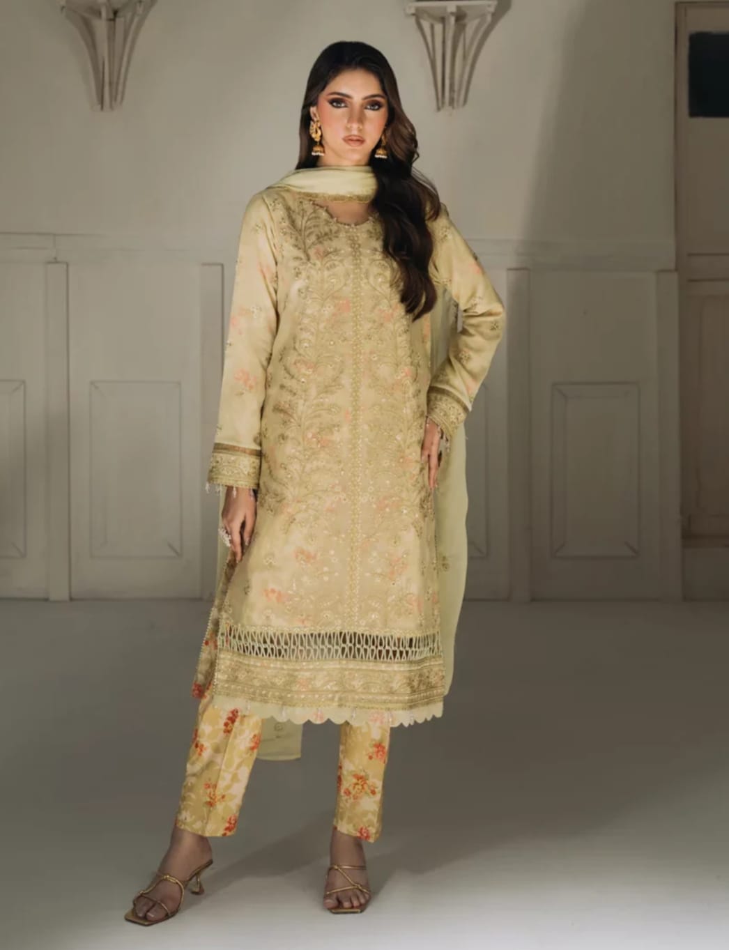SALITEX EMBROIDERED 3 PC's
